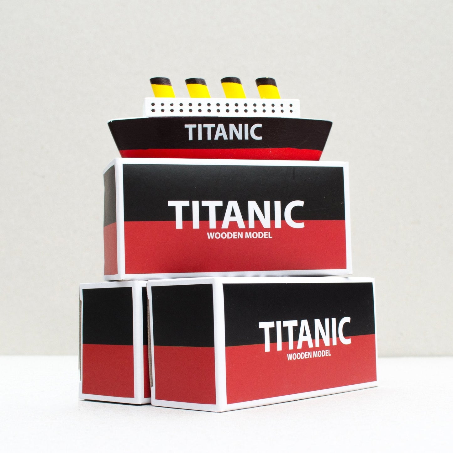 Cowfield Design Mini Titanic Model